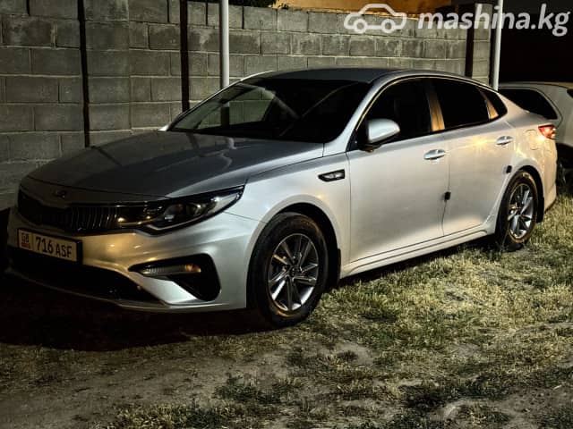Kia K5 II 2.0 AT