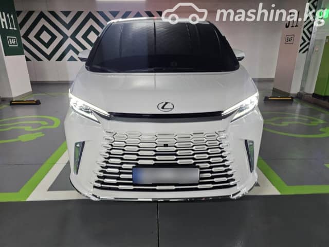 Lexus LM II 500h 2.4hyb AT 4WD