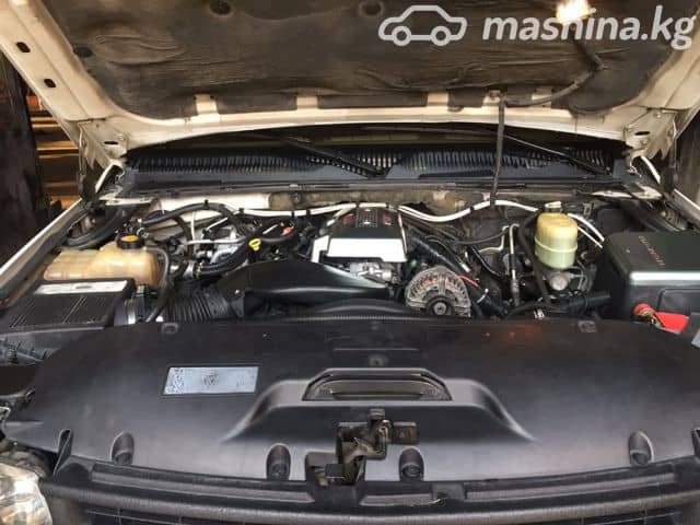 Chevrolet Suburban IX 6.0 AT 4WD