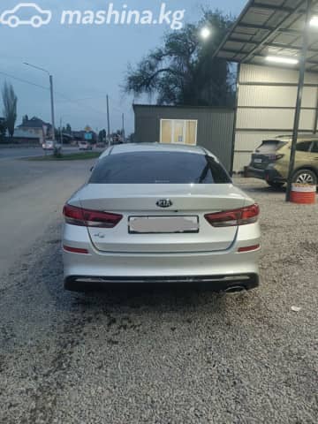 Kia K5 II 2.0 AT