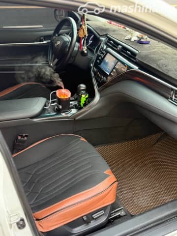 Toyota Camry VIII (XV70) 2.5 AT