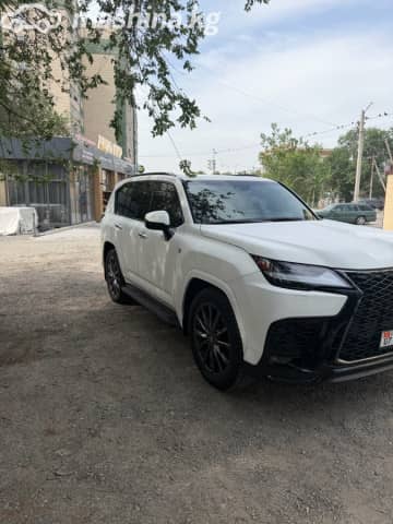 Lexus LX IV 600 3.5 AT 4WD
