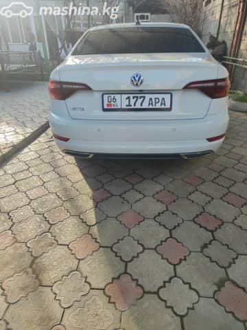 Volkswagen Jetta VII 8-speed 1.4 AT