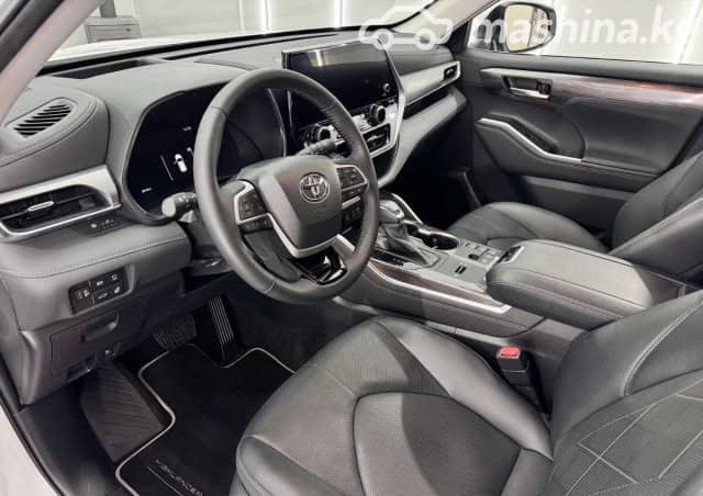 Toyota Highlander IV (U70) 2.5hyb AT 4WD