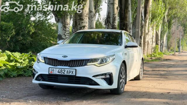 Kia K5 II 2.0 AT