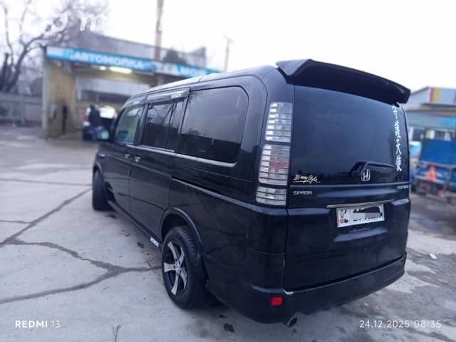 Honda Stepwgn II Рестайлинг 2.0 AT
