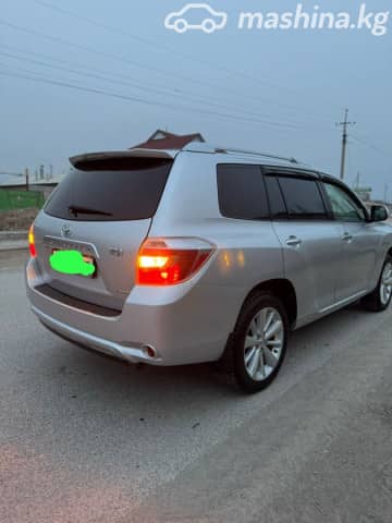 Toyota Highlander II (U40) 3.3hyb CVT 4WD