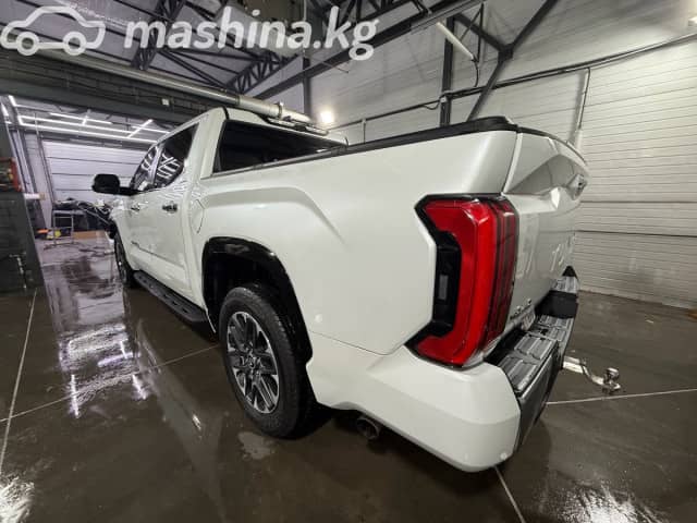 Toyota Tundra III CrewMax 3.5hyb AT 4WD