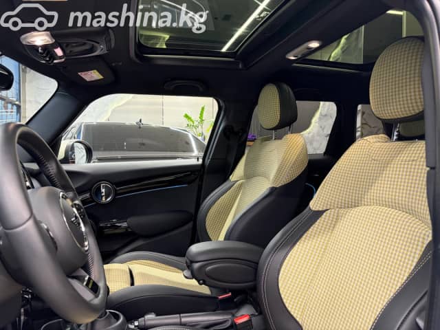 MINI Hatch III (F55/F56) Рестайлинг 2 Cooper 1.5 AMT