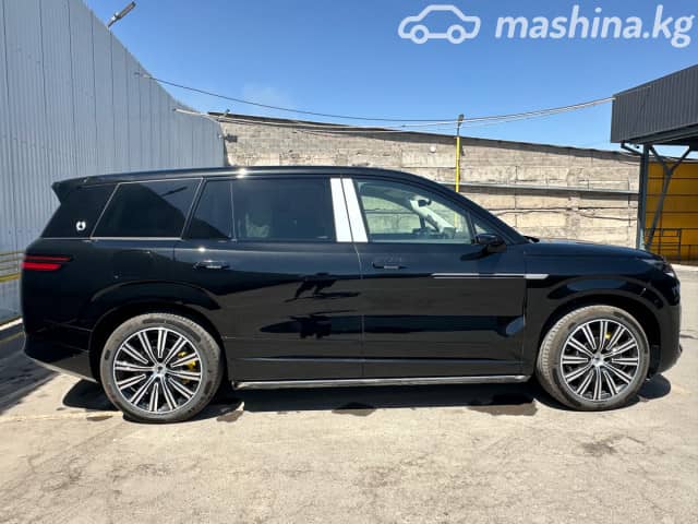 Denza N9 2.0hyb CVT 4WD