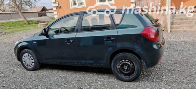Kia Ceed I 1.4 MT
