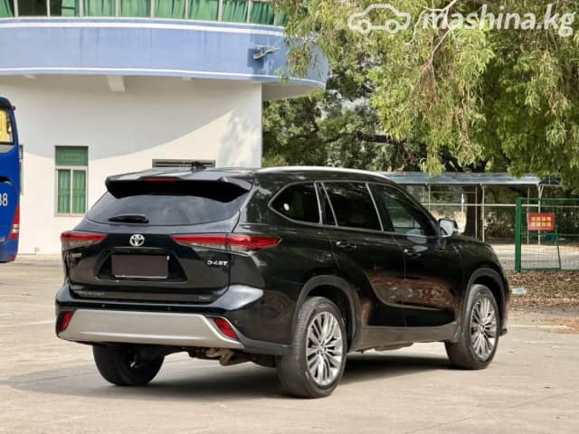 Toyota Highlander IV (U70) 2.4 AT