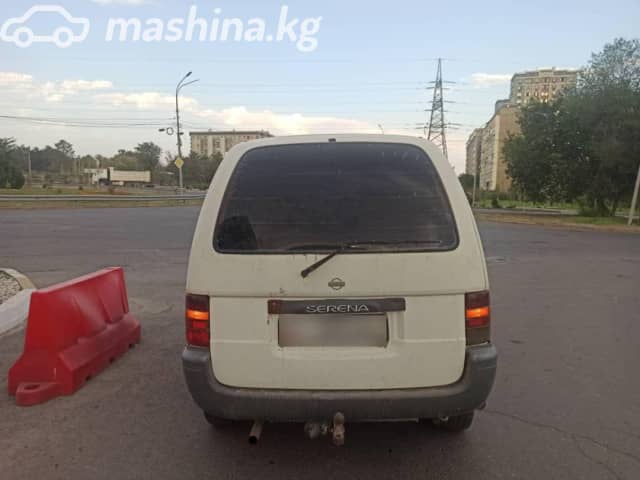 Nissan Serena I (C23) 1.6 MT