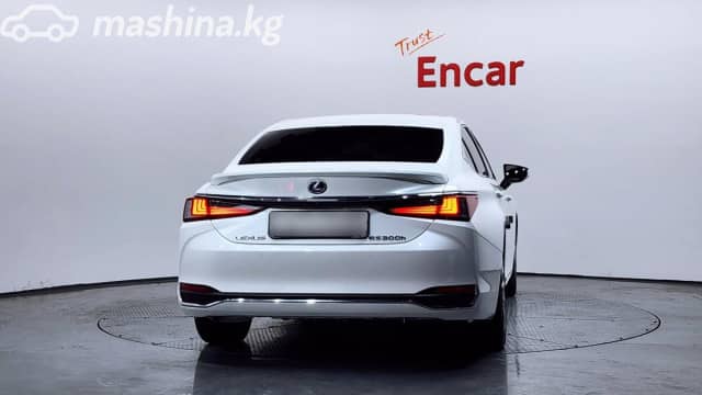 Lexus ES VII Рестайлинг 300h 2.5hyb CVT