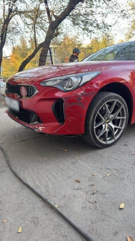 Kia Stinger I 2.0 AT 4WD