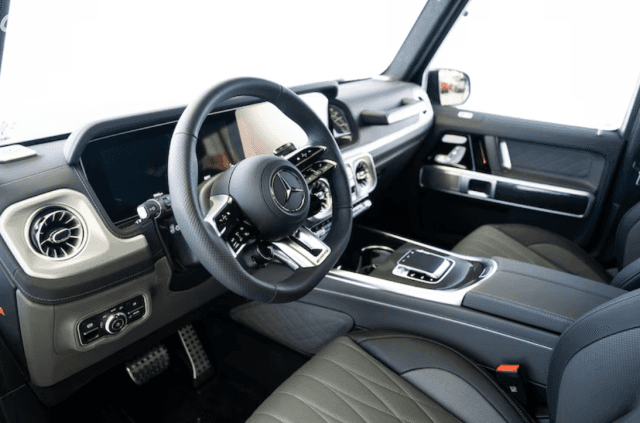 Mercedes-Benz G-Класс AMG II (W465) Рестайлинг 63 AMG 4.0 AT 4WD