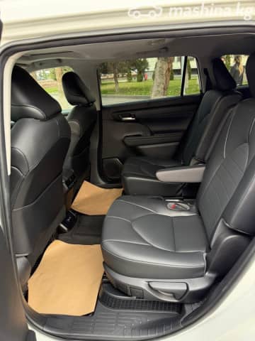 Toyota Highlander IV (U70) 2.5hyb AT 4WD