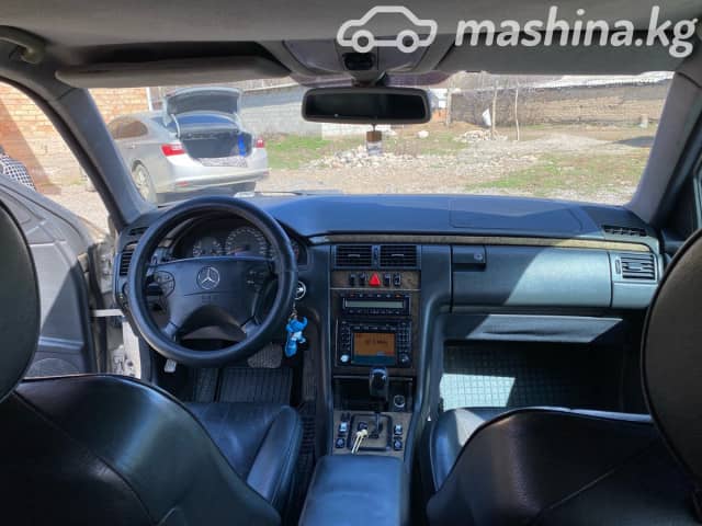 Mercedes-Benz E-Класс II (W210, S210) Рестайлинг 320 3.2 AT