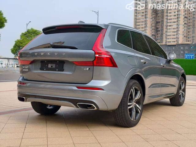 Volvo XC60 II 2.0 AT