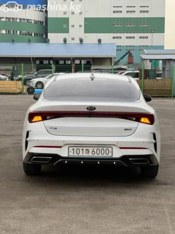 Kia K5 III 2.0hyb AT