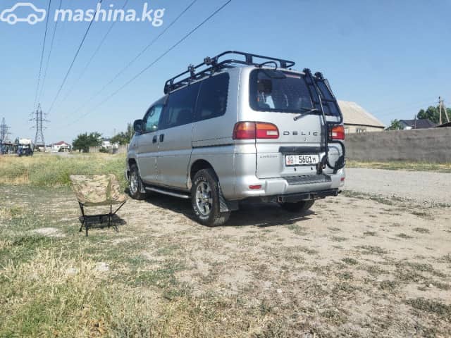 Mitsubishi Delica IV 3.0 AT 4WD