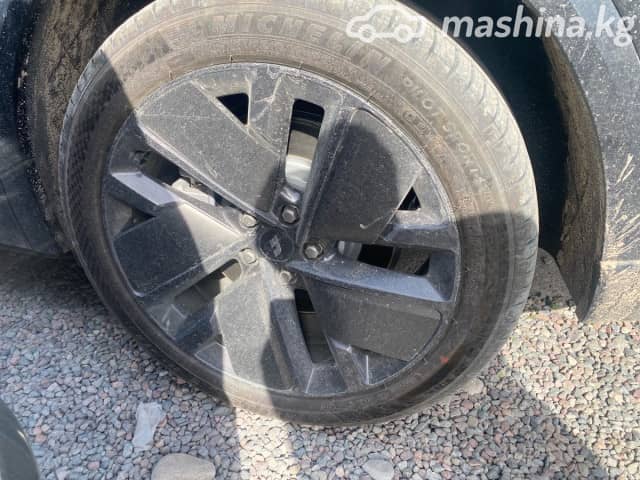 LiXiang L9 Рестайлинг 1.5hyb AT 4WD