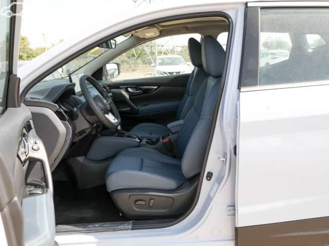 Nissan Qashqai II Рестайлинг 2 2.0 CVT