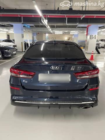 Kia K5 II 2.0 AT