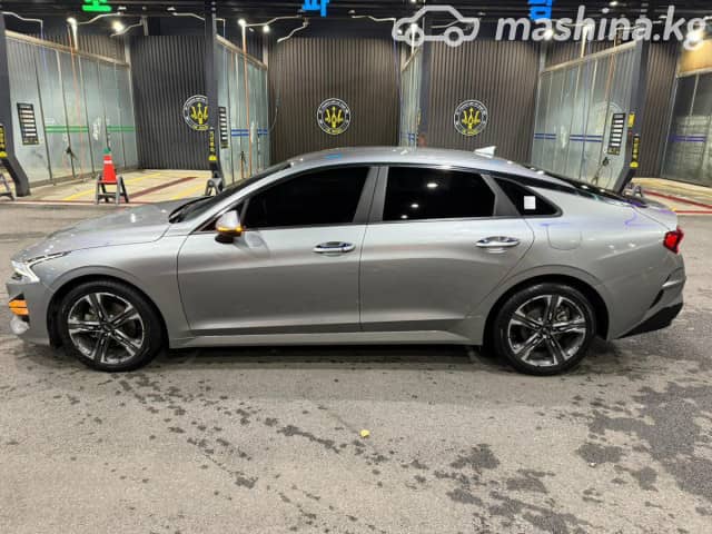 Kia K5 III 1.6 AT