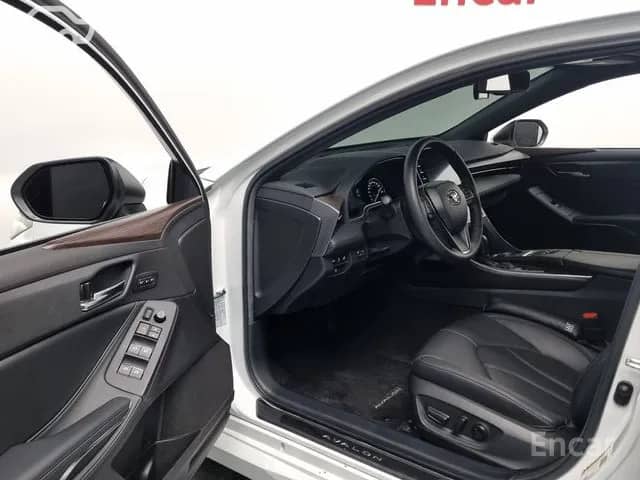 Toyota Avalon V Рестайлинг 2.5hyb CVT