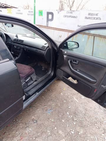 Audi A4 II (B6) 2.0 CVT