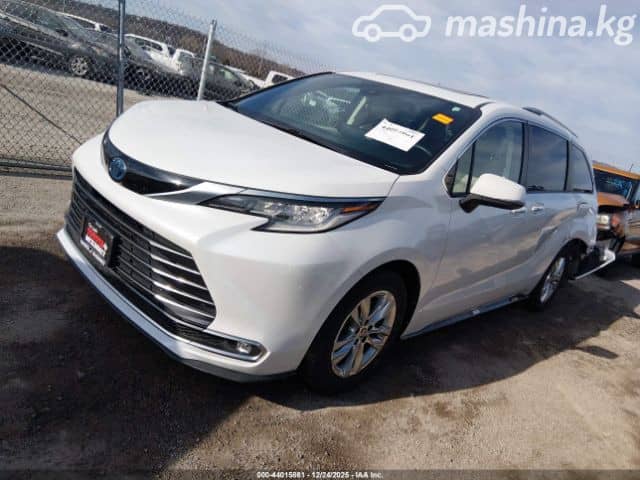 Toyota Sienna IV 2.5hyb AT 4WD