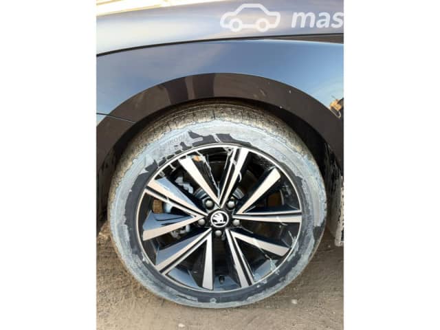 Skoda Superb III 1.4 AT