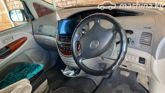 Toyota Estima II Рестайлинг 2.4 AT