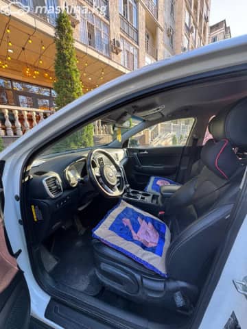 Kia Sportage IV Рестайлинг 2.0d AT