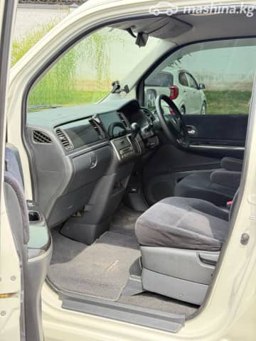 Honda Stepwgn II Рестайлинг Spada 2.0 AT