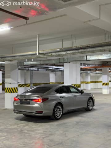 Lexus ES VII Рестайлинг 300h 2.5hyb CVT