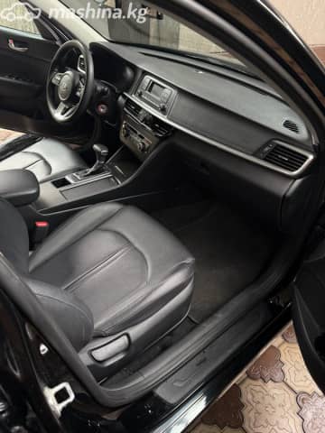 Kia K5 II 2.0 AT