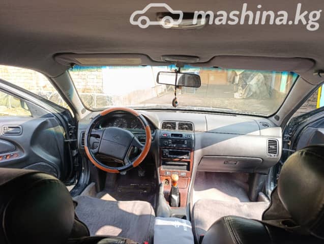 Nissan Maxima IV (A32) 2.0 MT
