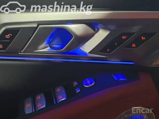 BMW XM 4.4hyb AT 4WD