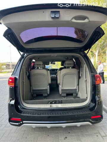 Kia Carnival III 2.2d AT