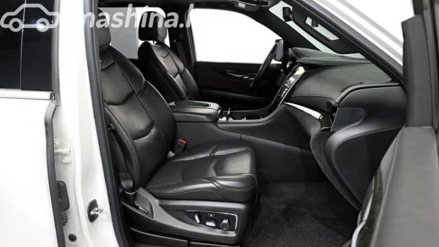 Cadillac Escalade IV 6.2 AT 4WD