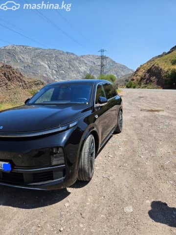 LiXiang L8 Рестайлинг 1.5hyb AT 4WD