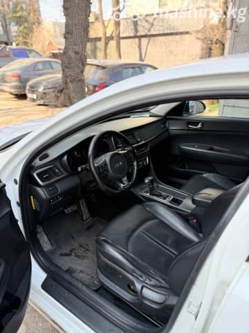Kia K5 II 2.0 AT