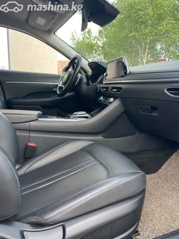 Hyundai Sonata VIII (DN8) 2.0 AT