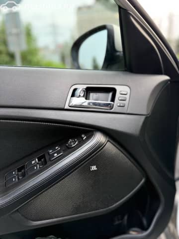 Kia K5 I 2.0 AT