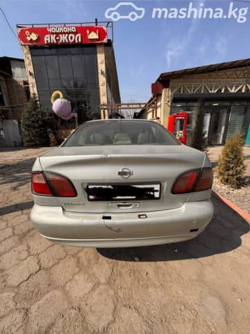 Nissan Primera II (P11) 2.0 MT