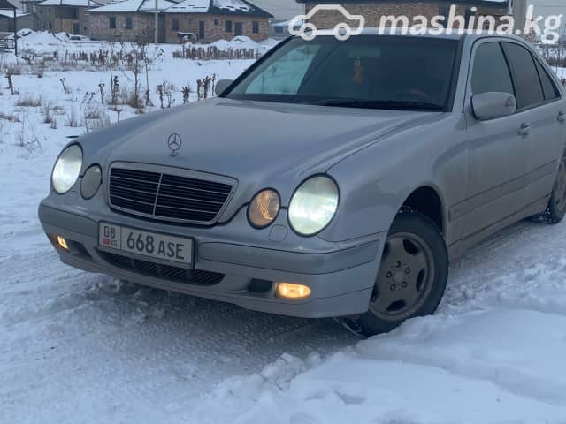 Mercedes-Benz E-Класс II (W210, S210) Рестайлинг 240 2.6 MT