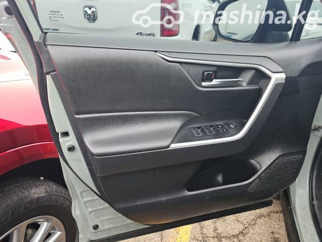 Toyota RAV4 V (XA50) 2.5 AT 4WD