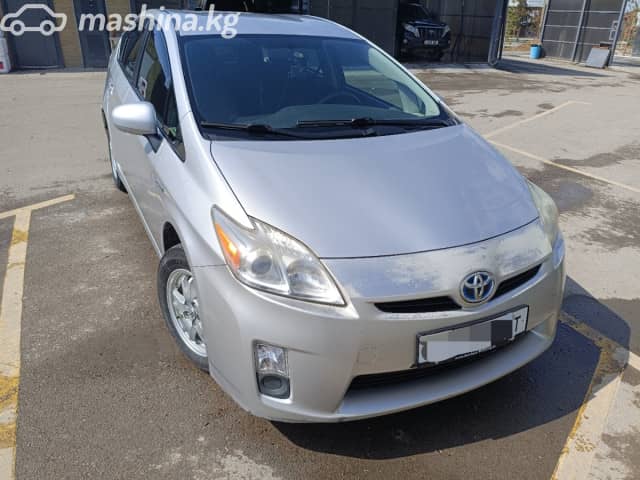 Toyota Prius III Рестайлинг (XW30) 1.8hyb AT